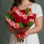 Пионы красные