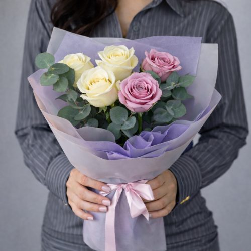 Букет из роз «Нежность в пастели»